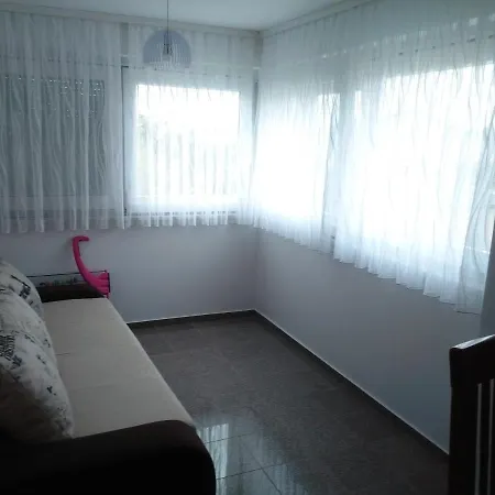 By The Sea Pag - 11778 아파트