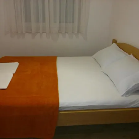 Apartman By The Sea Pag - 11778 *